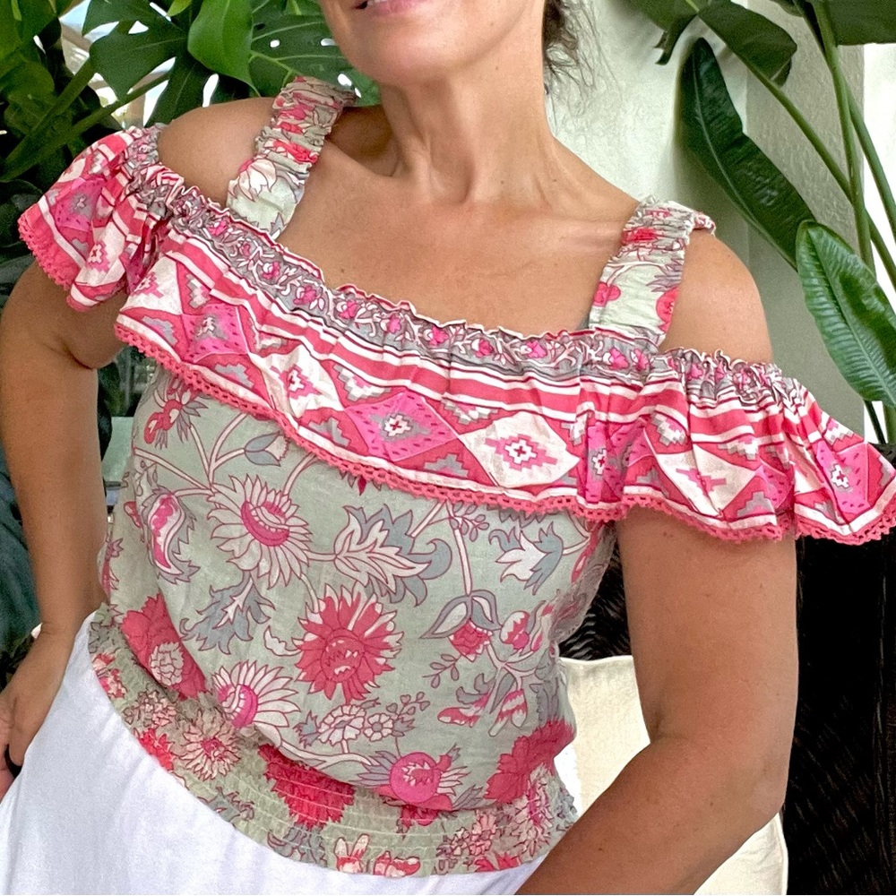 JENNIFER & GRACE cotton smocked waist cold shoulder top